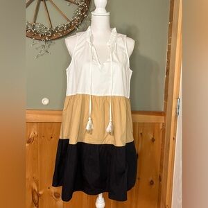 Mud Pie White, Tan, and Black Colorblock Dress